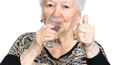 Danger of Dehydration and UTIs Among Seniors - 5 Star Home Care