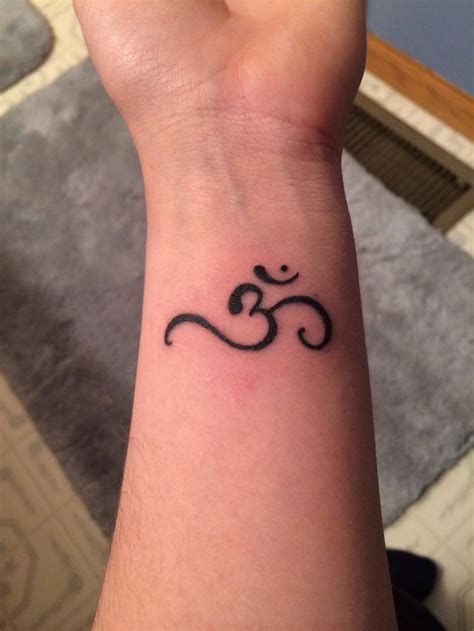 Pin by Nichole Baldwin on namaste | Tattoos, Art tattoo, Henna art