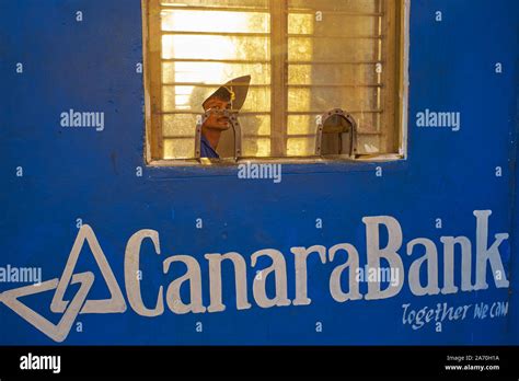 Bank counter hi-res stock photography and images - Alamy