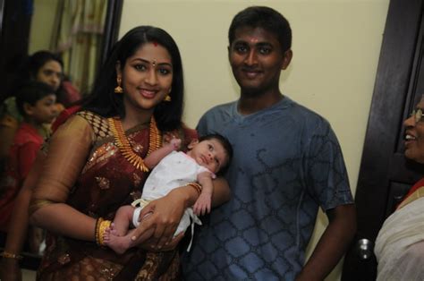 Latest Film News Online, Actress Photo Gallery: Navya Nair's Baby Photos & Family Photos/event ...