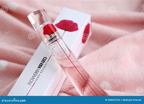 KYIV, UKRAINE - 4 MAY, 2023: Flower by Kenzo Poppy Bouquet Perfume ...