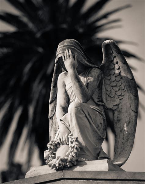 Inglewood Park Cemetery contest challenges photographers to capture its historic statues – Daily ...