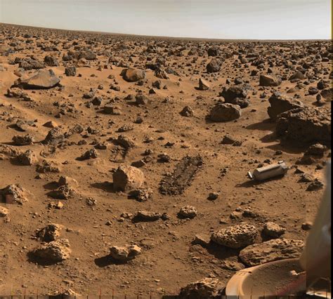 APOD: July 22, 1996 - Utopia on Mars