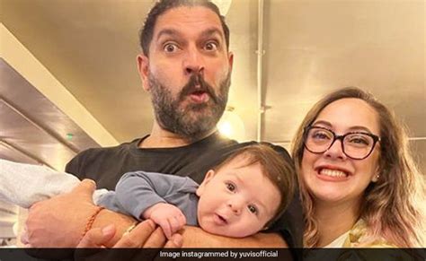 Hazel Keech and Yuvraj Singh in an adorable picture with son Orion ...