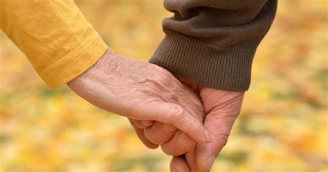 Five Ways to Help Your Loved One with Alzheimer’s - 39 for Life