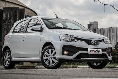 Toyota Etios Hatchback X MT 2017 - Conduciendo.com