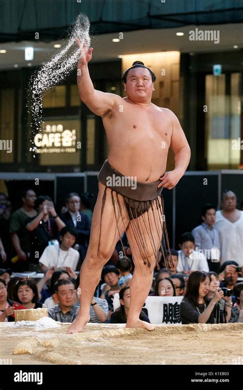 Tokyo, Japan. 27th August, 2017. Sumo wrestler Hakuho Sho participates ...