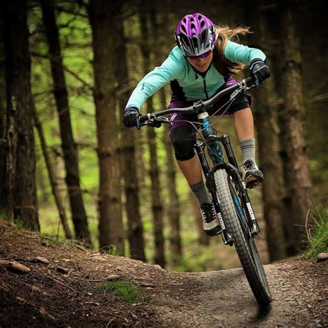 Mountain bike girls, Mountain biking women, Bike ride