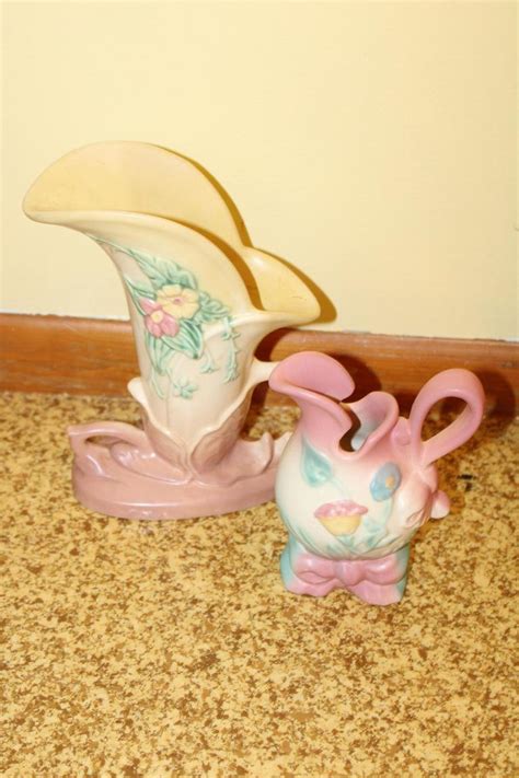 Auction Ohio | Vintage Hull Pottery Vases