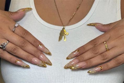 20 Must-Try Gold Chrome Nails for Every Occasion - Major Mag
