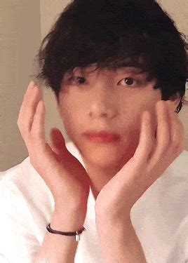 Taehyung Gif - IceGif