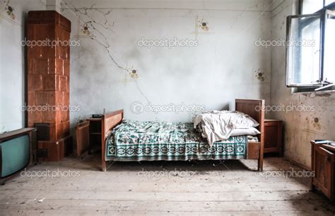 Abandoned bedroom — Stock Photo © paulprescott #12866713