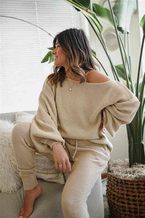 Dressing Casual at Home: Comfy Work from Home Outfit Essentials | Comfy ...