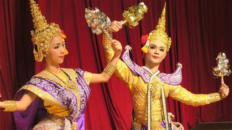 Traditional THAI DANCES / Bangkok - YouTube