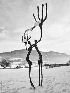 Les enchainés - Sculpture de Brigitte Baud-Perrier | Flickr