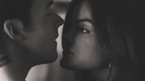 Love Kiss GIF - Love Kiss - Discover & Share GIFs