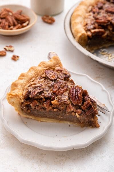 Easy Pecan Pie (Without Corn Syrup) - Eating Bird Food