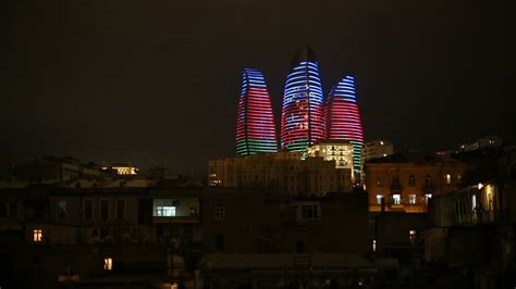 Night View Of The Flame Towers - Azerbaijan Baku Night View (#804029) - HD Wallpaper ...