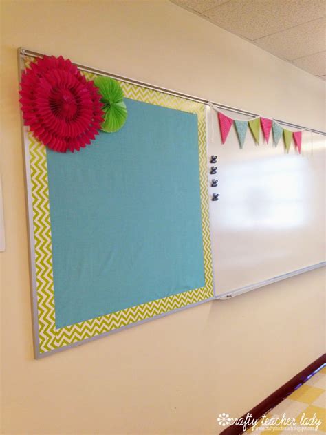 Classroom Tour: Decorations & Organization | Classroom decor, Classroom ...