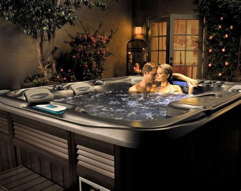 Ambiance romantique - Romantic mood Spa Sundance - Sundance Hot Tub | Bathtub remodel, Spa, Tub