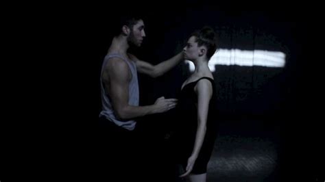 "Dancing In The Dark" Routine Will Mesmerize You | Dancing in the dark ...