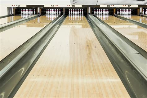 What Are Bowling Lanes Made of and Why? Synthetic vs. Wood Lanes