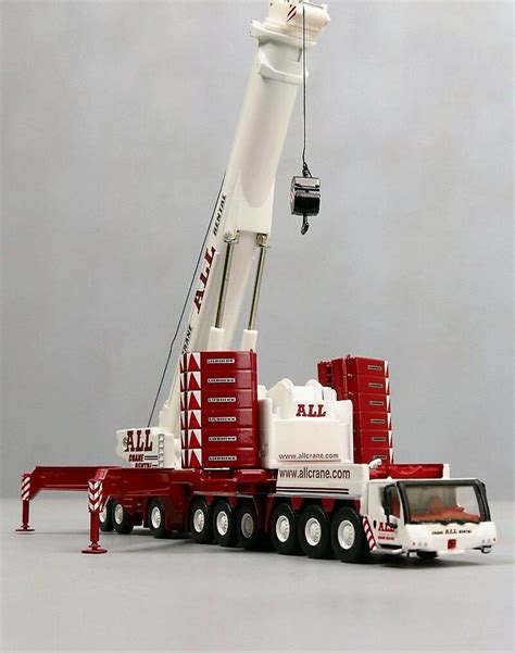 Powerful Liebherr Mobile Crane