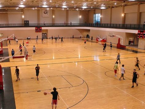 Houston, TX Basketball Court: University of Houston Campus Recreation Center – Courts of the World