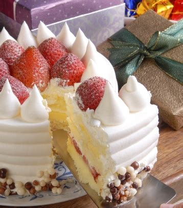 Japanese Christmas Cake recipe | MyDish