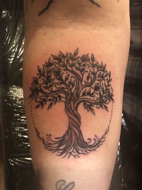 Family Tree Tattoos For Men at Tattoo