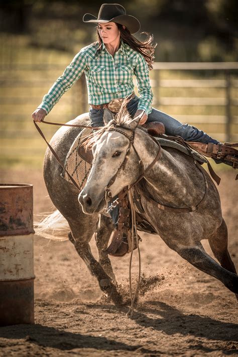 Rodeo Girls Barrel Racing