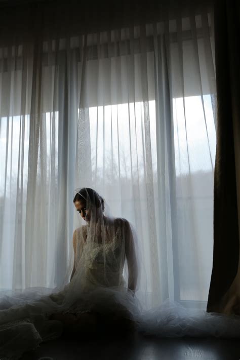 Free picture: wedding dress, veil, shoulder, hotel, pretty girl, posing ...