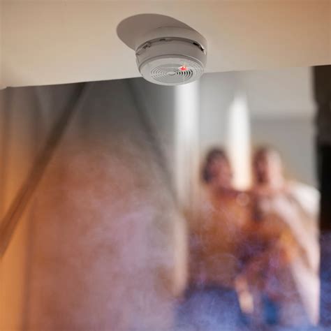 5 tips for maintaining your smoke detectors