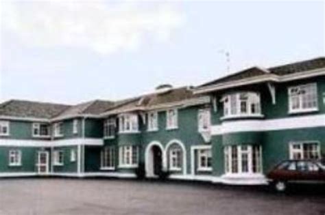 Castle Lodge, Killarney - Booking Deals, Photos & Reviews