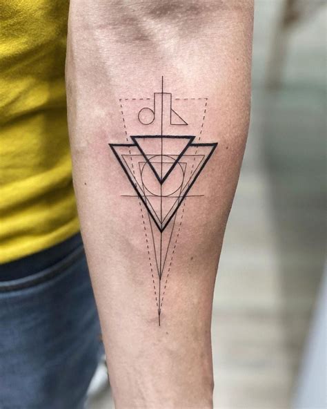 Geometric piece by @soychapa | Geometric tattoos men, Geometric tattoo, Geometric tattoo design