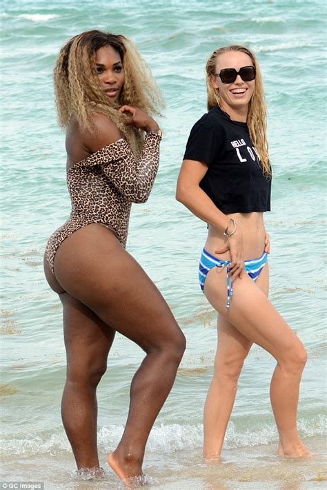 Caroline Wozniacki and Serena Williams hook up to hit the beach in Miami | Daily Mail Online