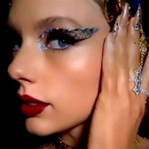 Taylor Swift Brings Her "Bejeweled" Track to Life With Dazzling Look ...