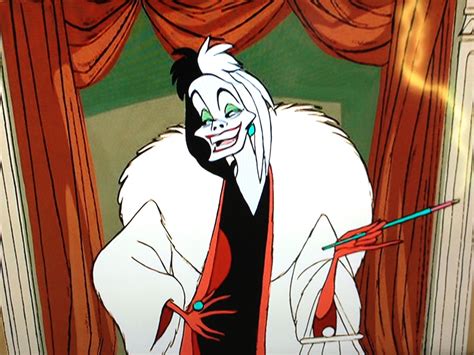 Tot ce trebuie să știi despre originile personajului Cruella de Vil ...