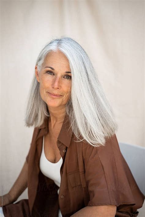 Grey Hair Old, Natural Gray Hair, Long Gray Hair, White Gray Hair Color, Silver White Hair ...