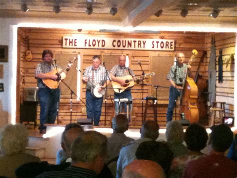 Live Music at the Floyd Country Store