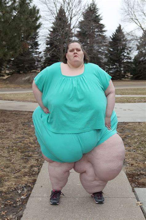 'World's Heaviest Woman' Attempts To Lose Weight To Marry Toyboy Almost Half Her Age | HuffPost ...