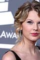 Taylor Swift – Grammy Awards 2009 | Grammy Awards 2009, Taylor Swift | Just Jared Jr.