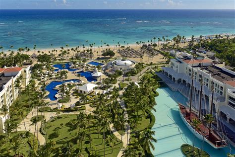 Dentro e fora dos resorts de luxo, Punta Cana é um mar de mordomia - 16/01/2019 - Turismo - Folha