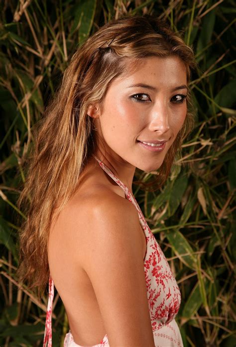 Dichen Lachman Style, Clothes, Outfits and Fashion• Page 2 of 2 • CelebMafia