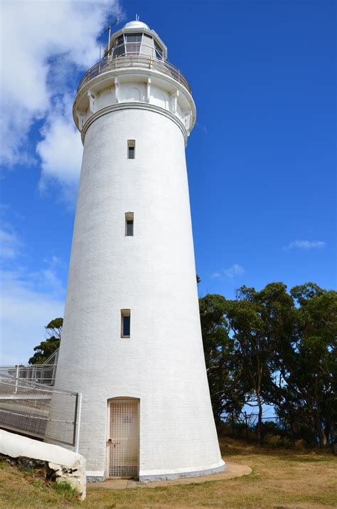 Table Cape Lighthouse | Lighthouse, Water pictures, Beacon of light