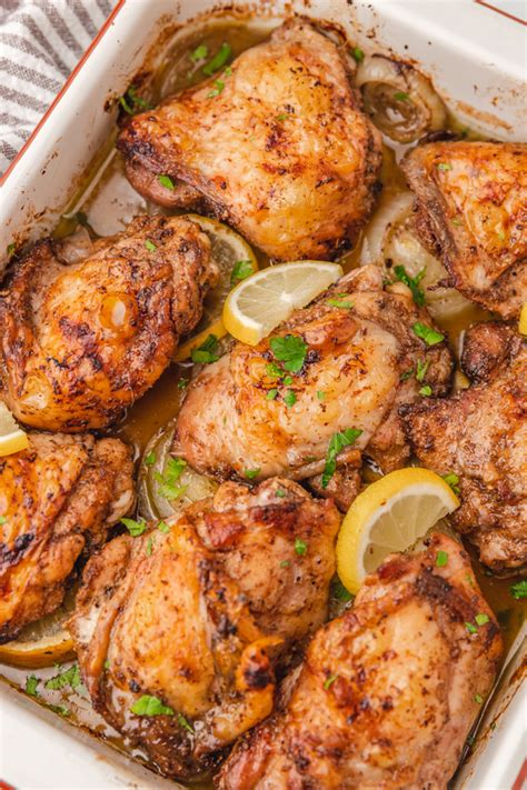 Lebanese Chicken Thighs - The Dinner Bite