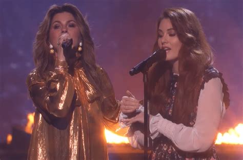 Shania Twain Duets with Deaf Singer Mandy Harvey on 'America's Got Talent'