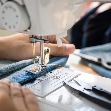 Sewing Machine Basics Workshop: IN PERSON OR ZOOM OPTIONS / The New York Sewing Center