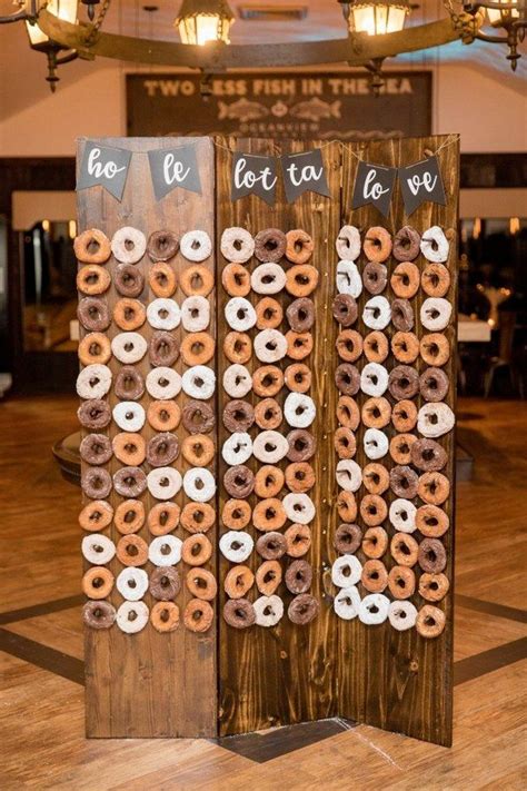 30 Best Wedding Donut Walls & Displays for 2023 - HMP | Wedding donuts ...