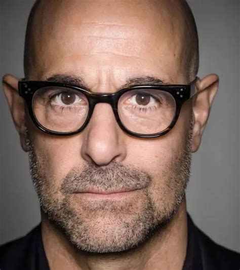 Guide to buying the best glasses for bald men | Lensmart Online